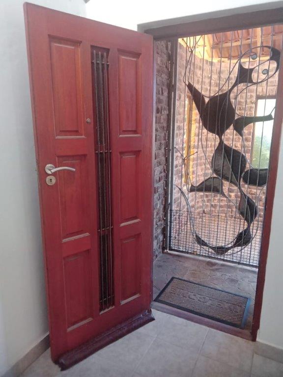 3 Bedroom Property for Sale in Noorsekloof Eastern Cape